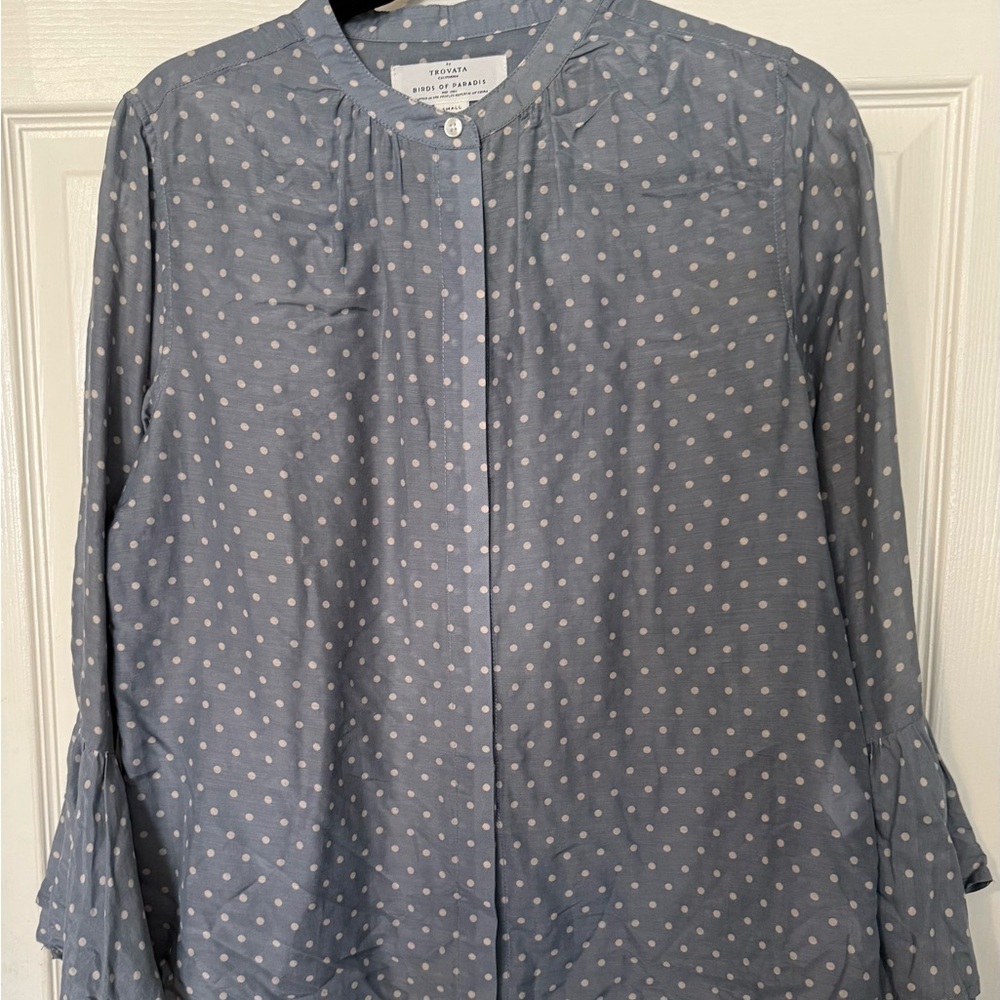 Trovata Blue Polka Dot Button Down Shirt size small